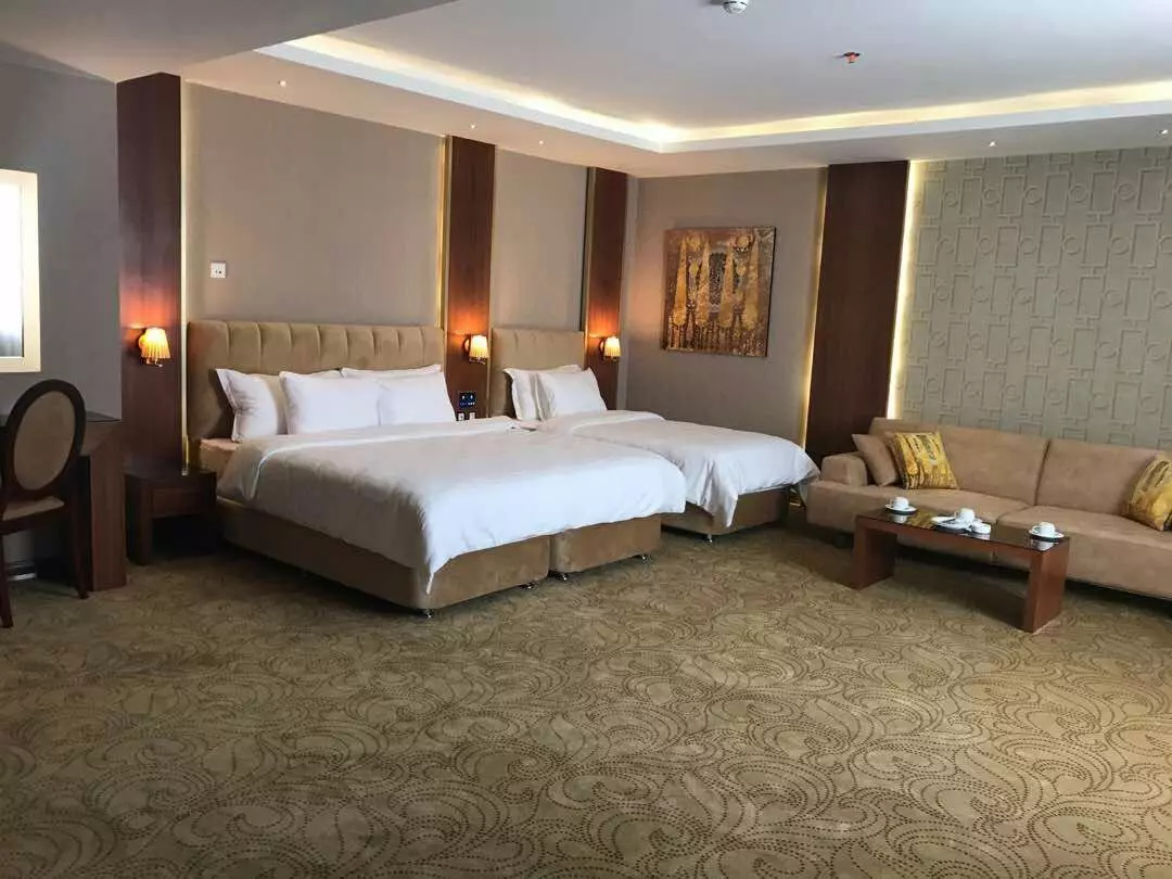 Refah Hotel