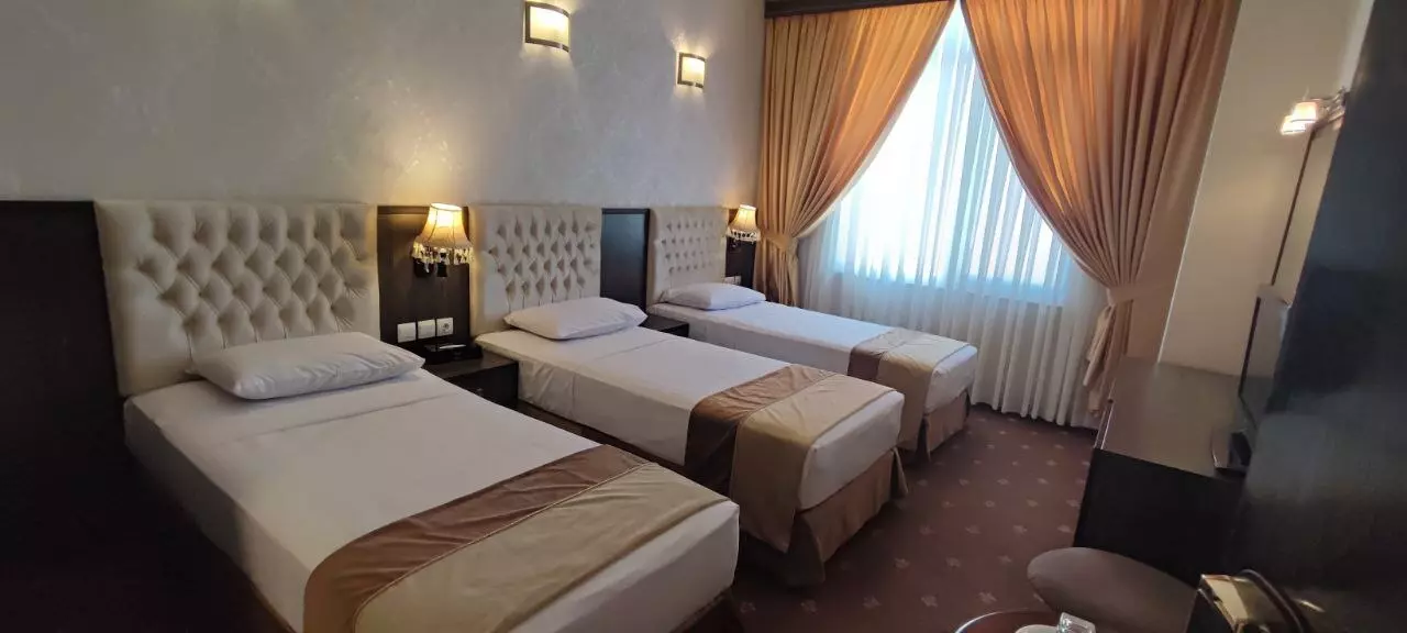 Sahand Hotel