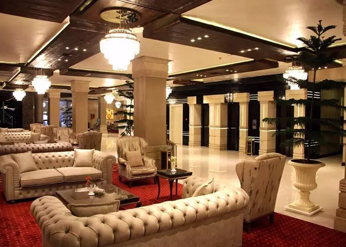 Refah Hotel