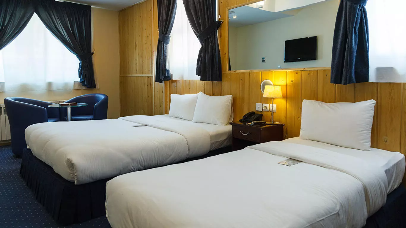 Stars Hotel