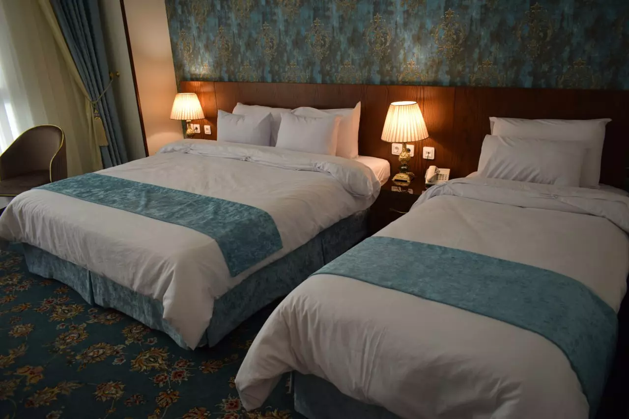 Sharestan Hotel