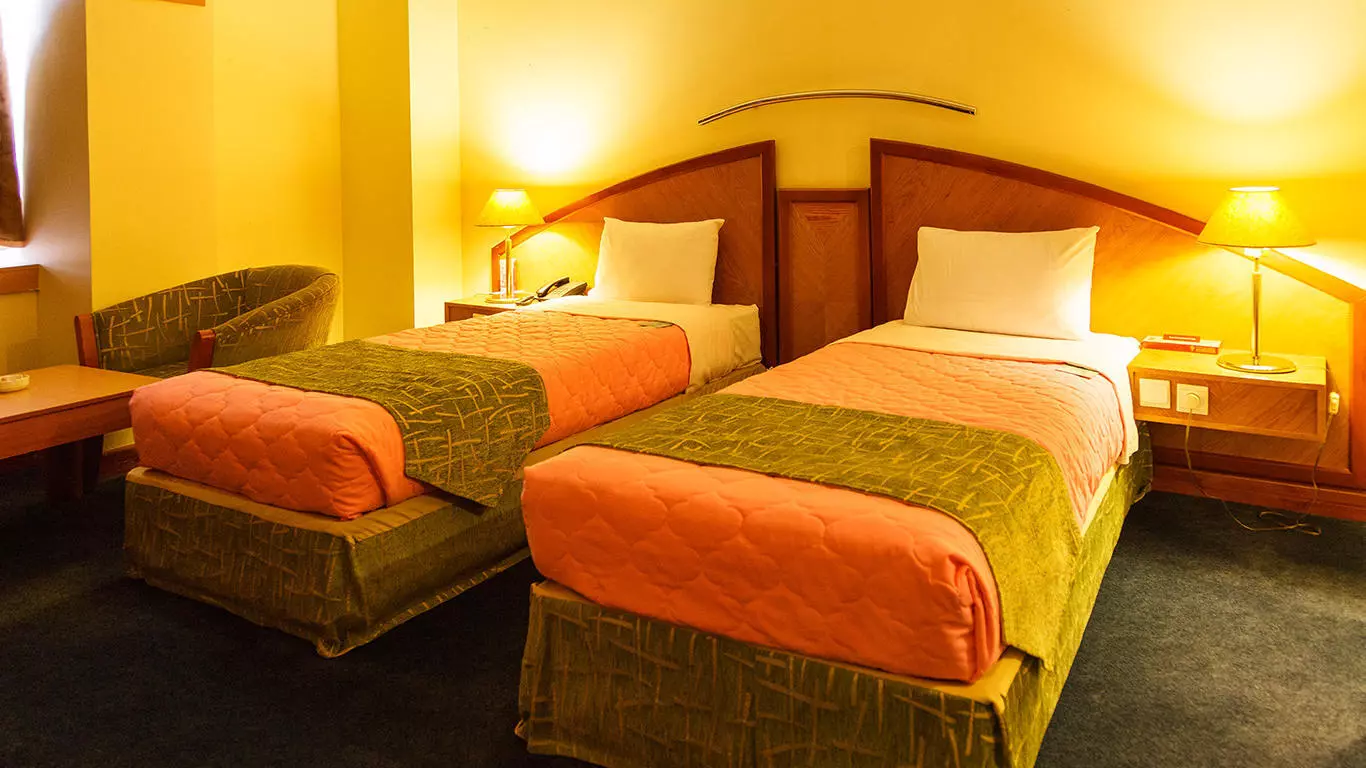 Pars Hotel