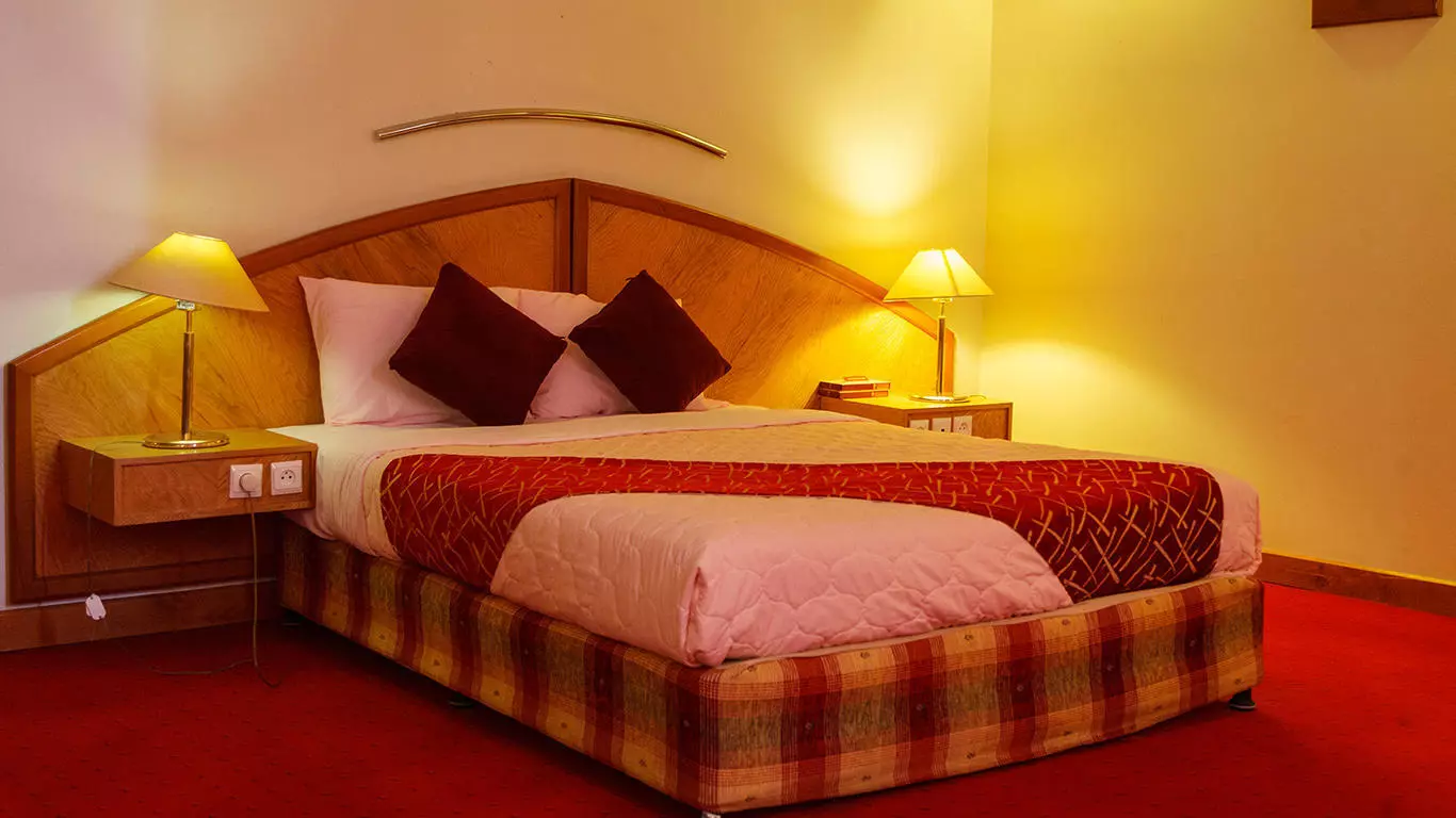 Pars Hotel
