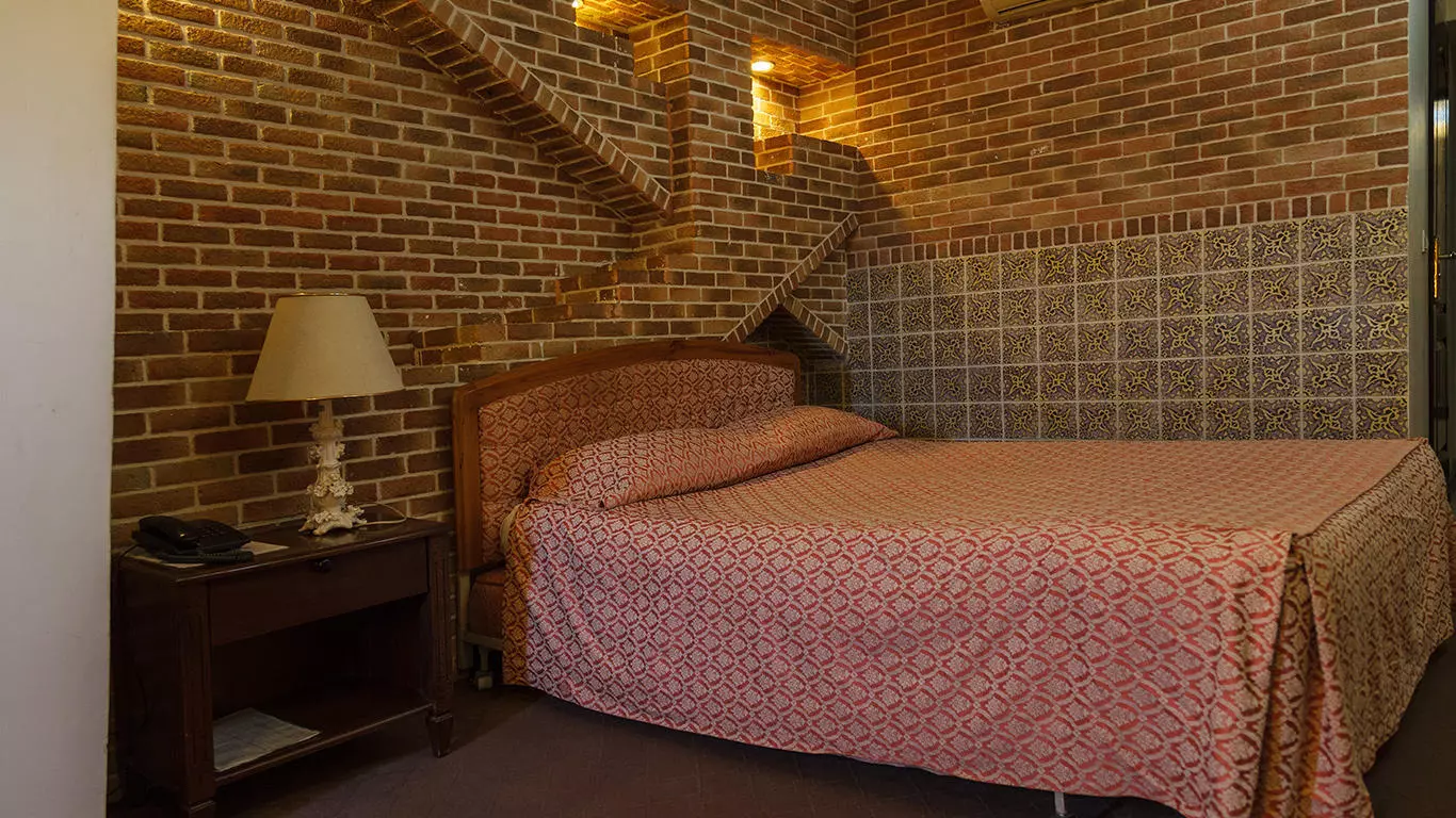 Jaamejam Hotel