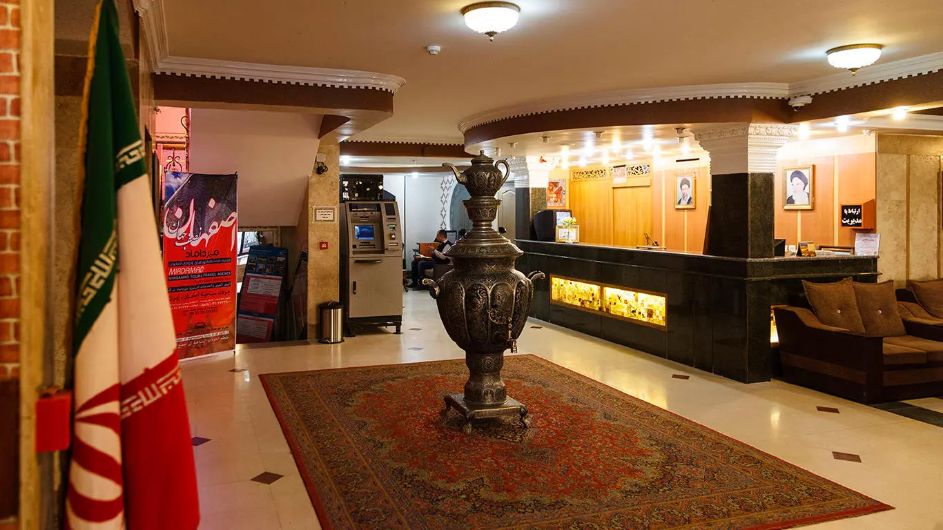 Isfahan Azadi Hotel