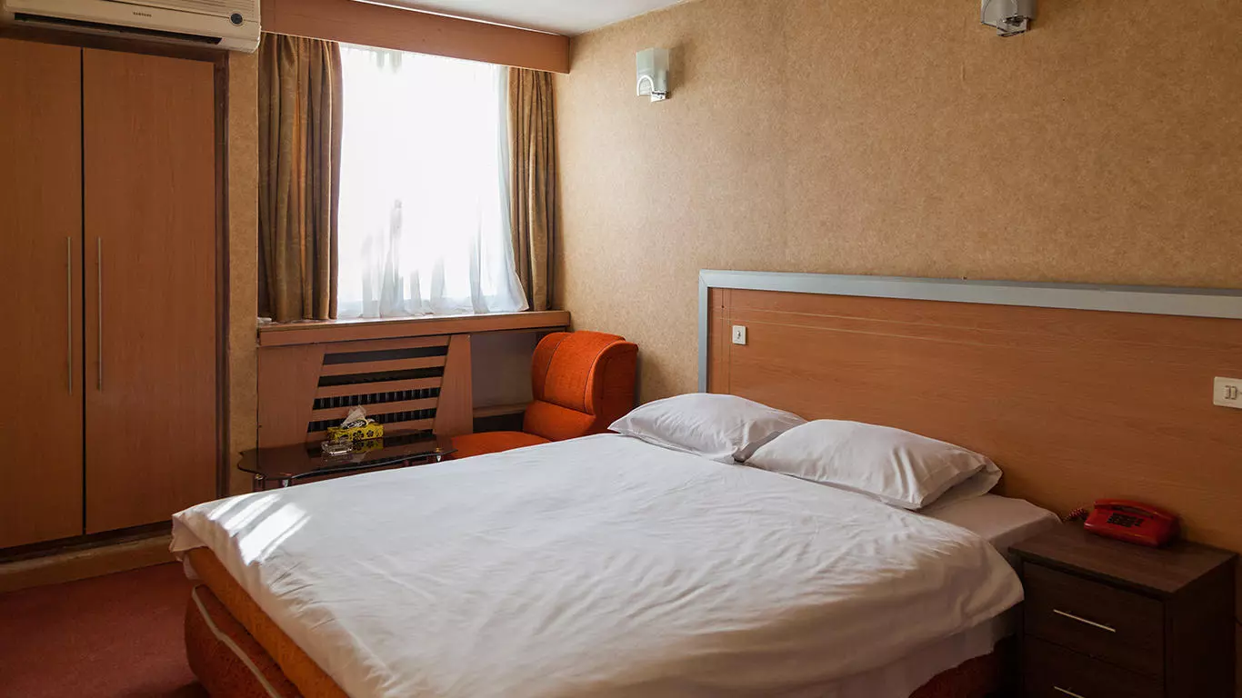 Isfahan Hotel