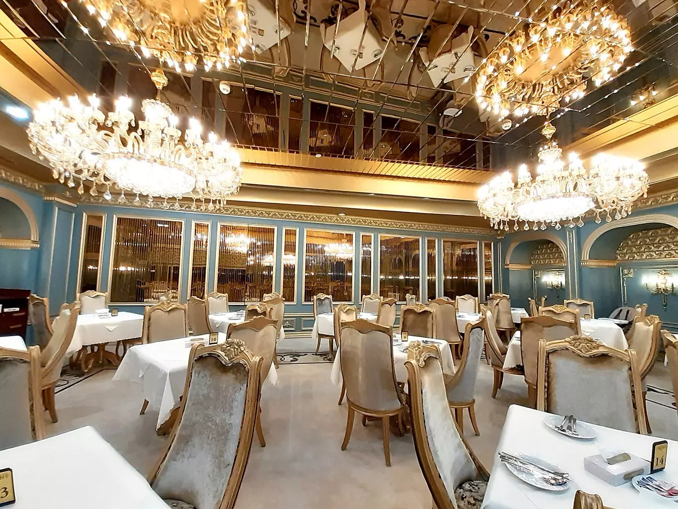 Rose Darvishi Hotel