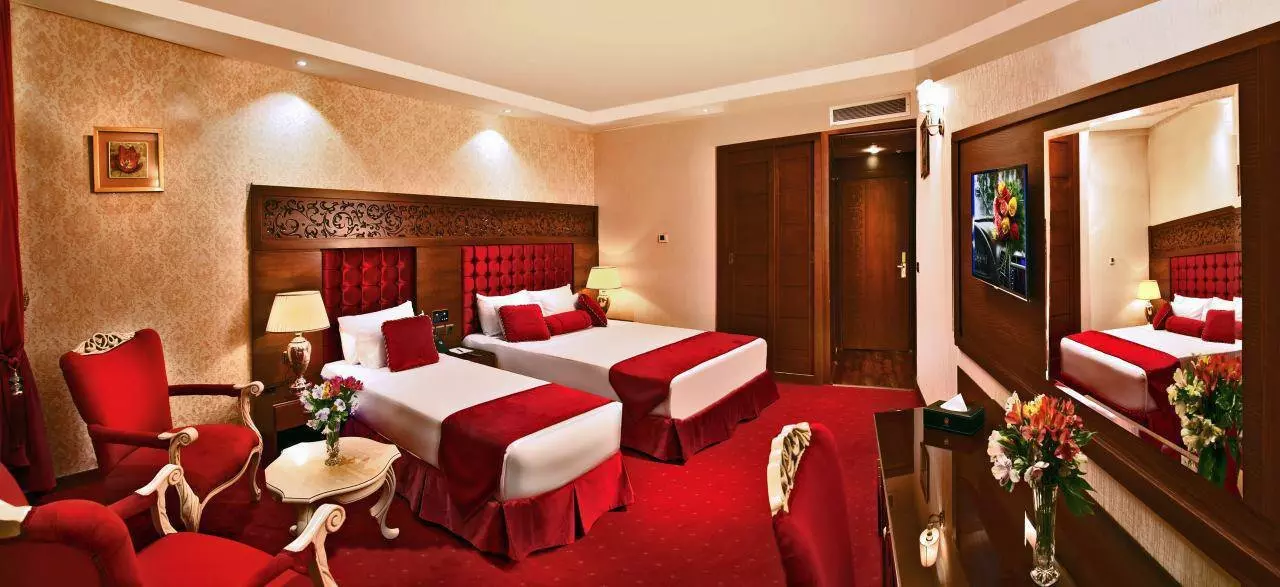 Almas Novin Hotel