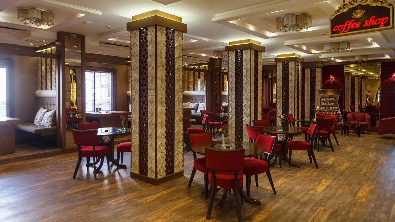 Almas Hotel