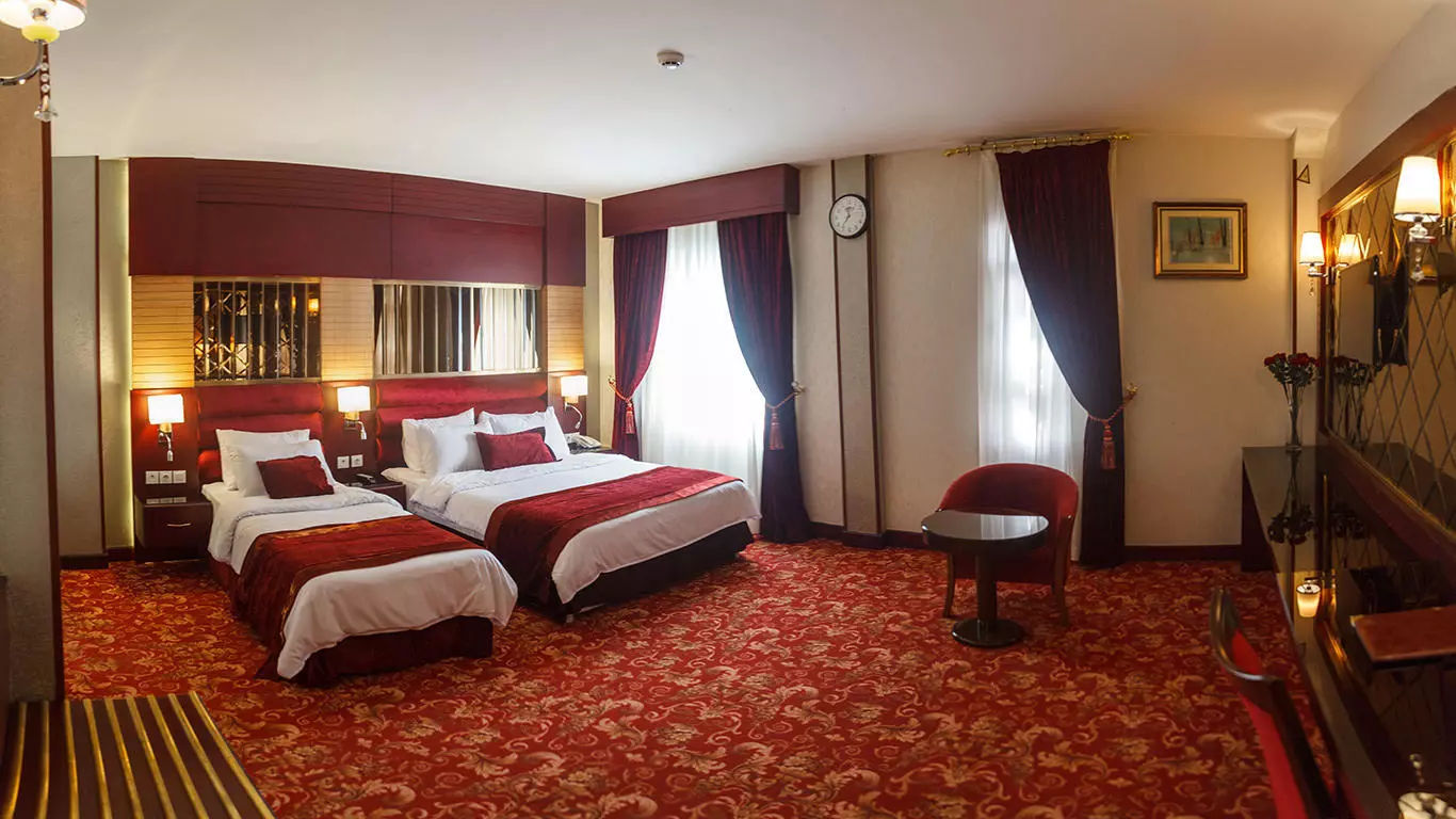 Almas Hotel