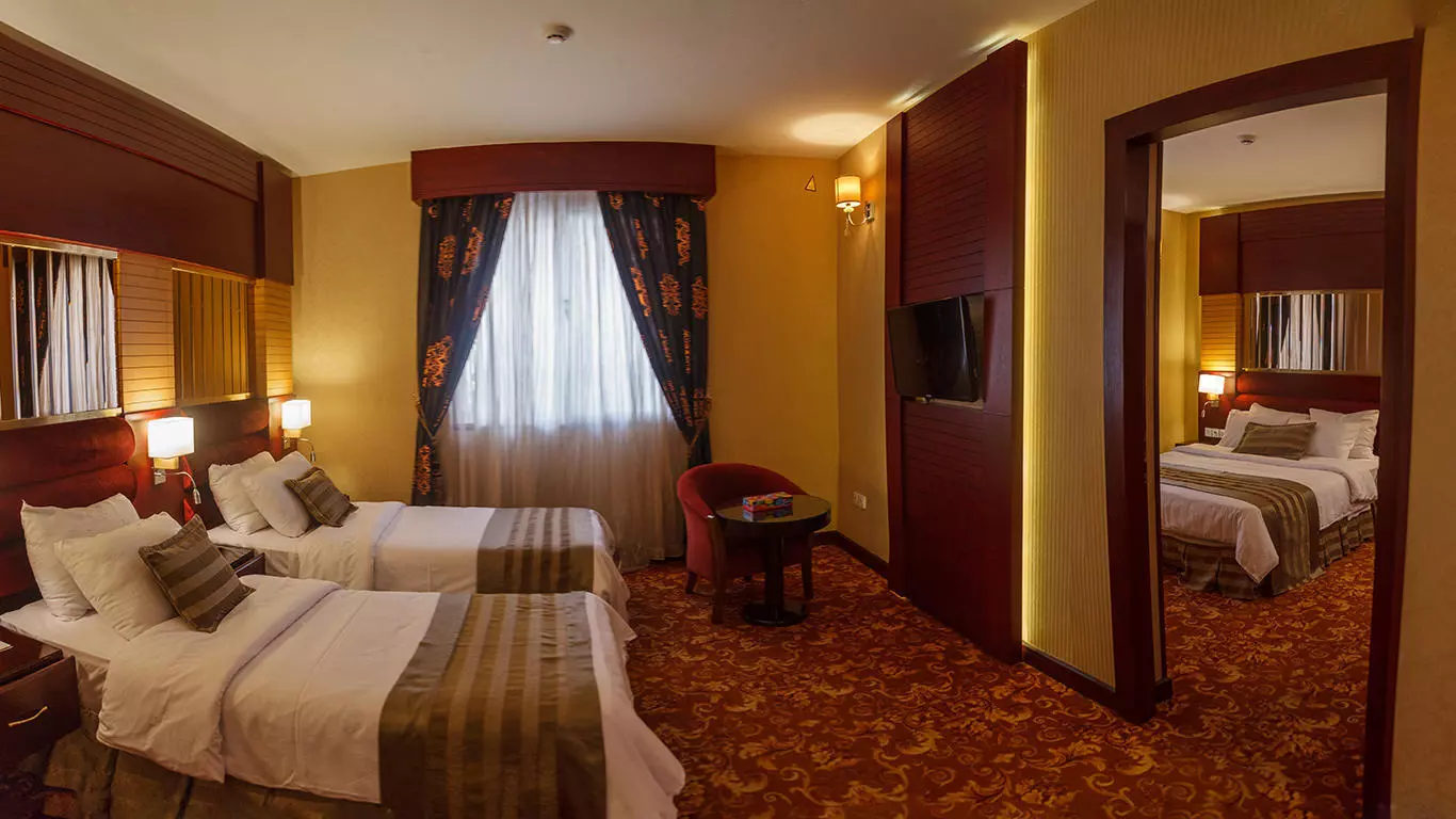 Almas Hotel