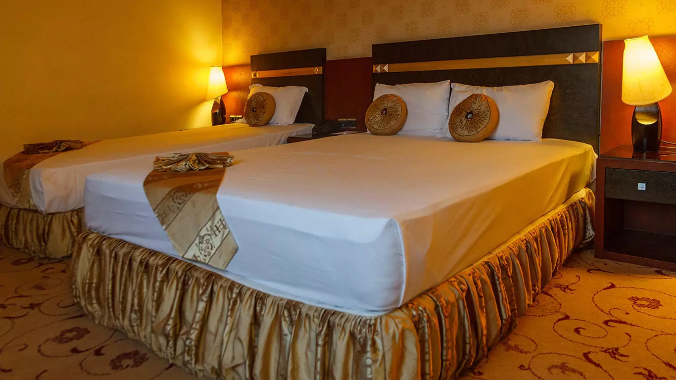 Emad Hotel