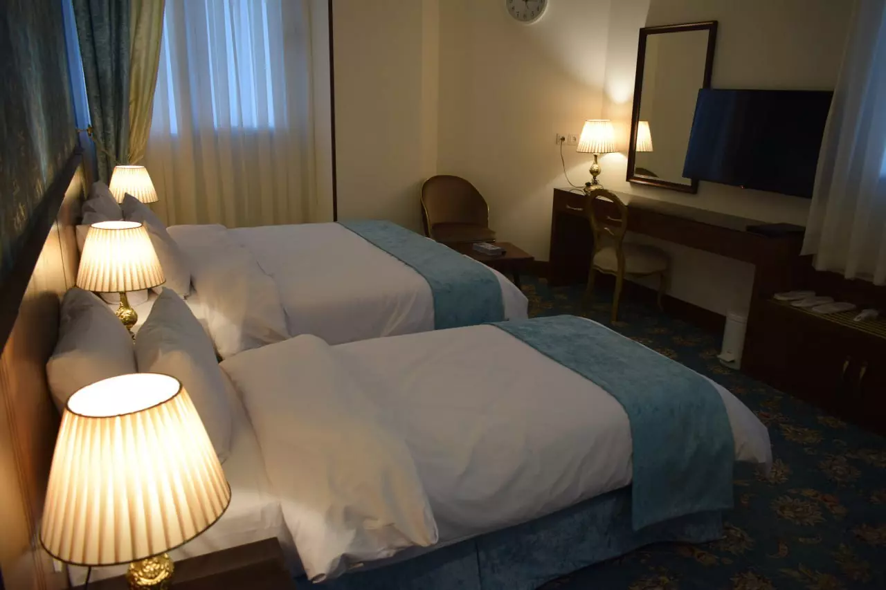 Shokooh sharestan Hotel