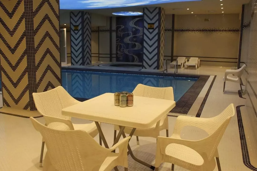 Sarina Hotel