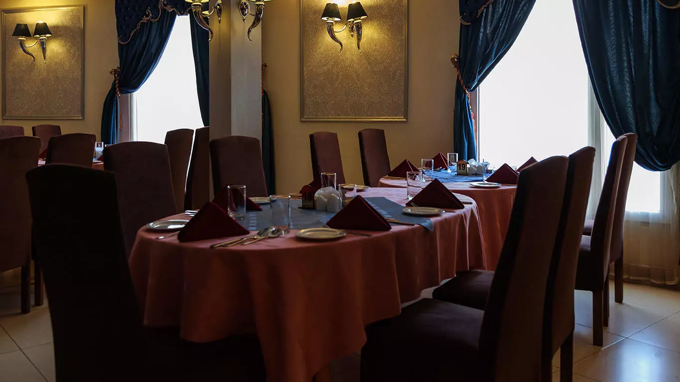 Marlik Hotel