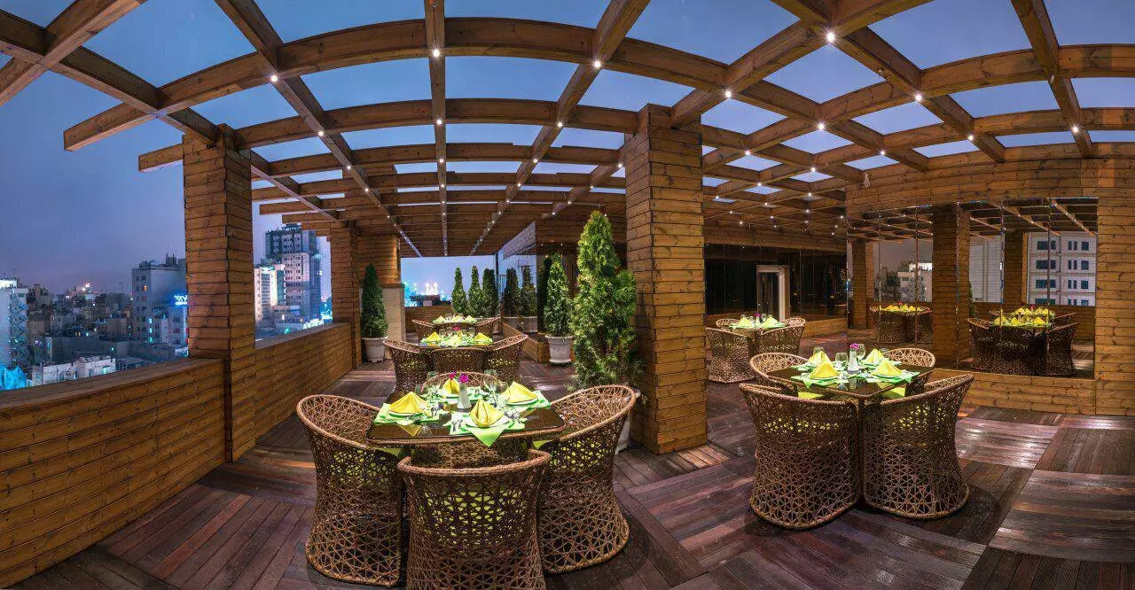Javaher Shargh Hotel
