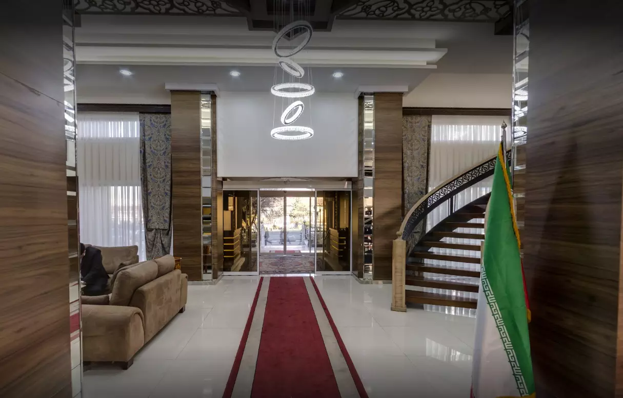 Sadr Hotel