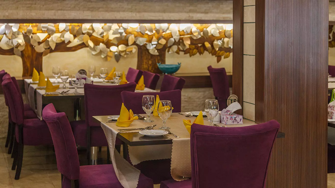 Parsian Evin hotel