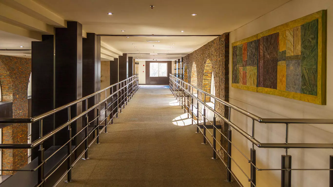 Parsian Evin hotel