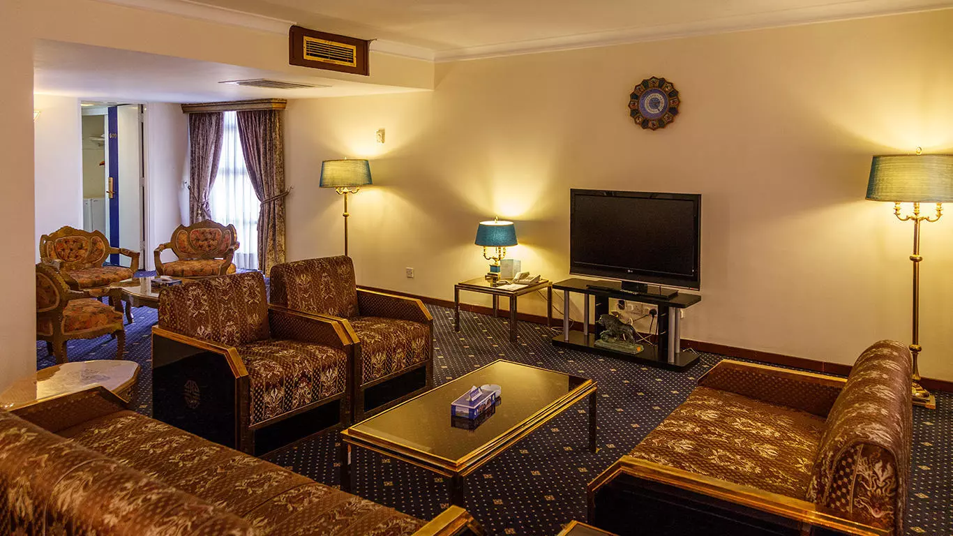 Laleh Hotel