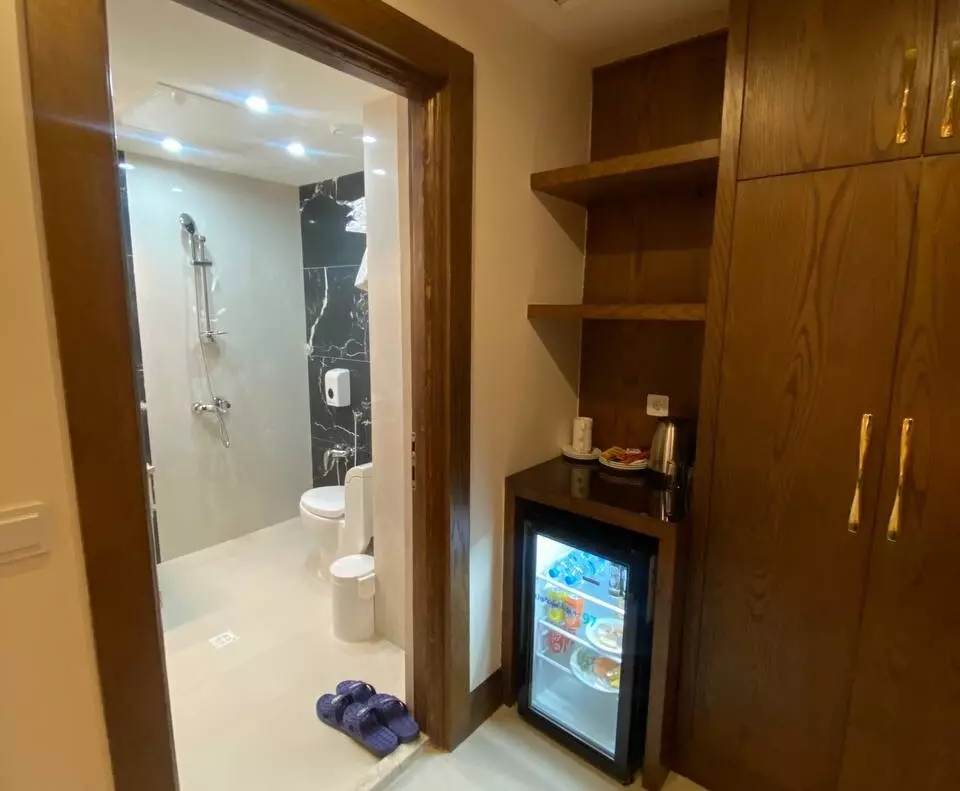Shokooh sharestan Hotel