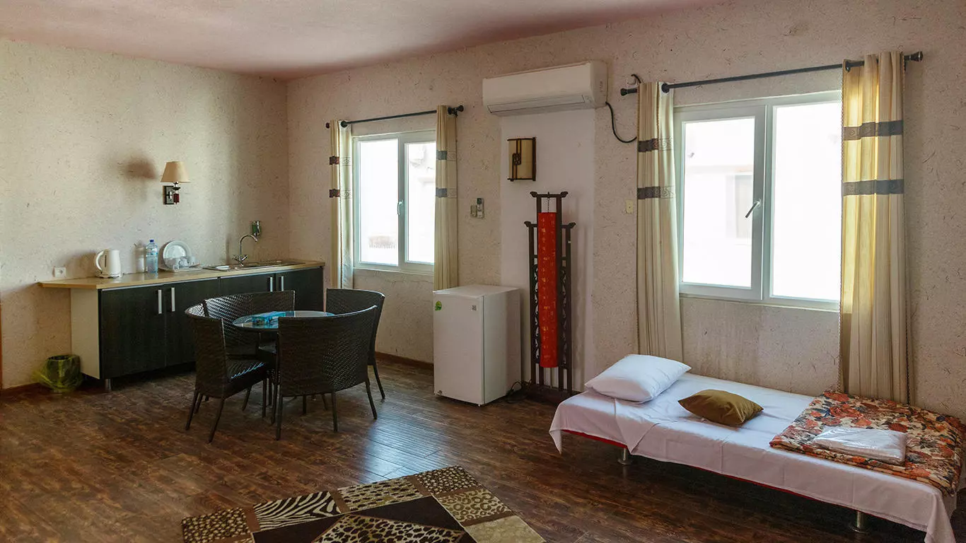 khalij e fars Beach Hotel