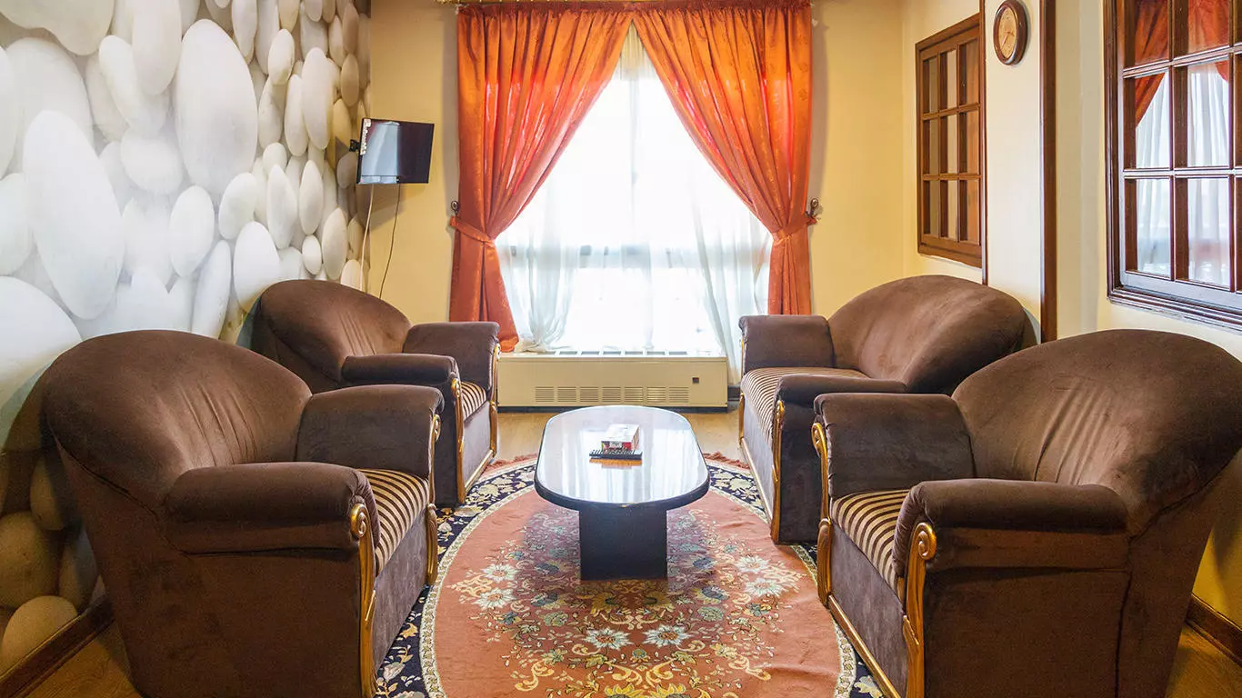 Khanye Sabz Hotel