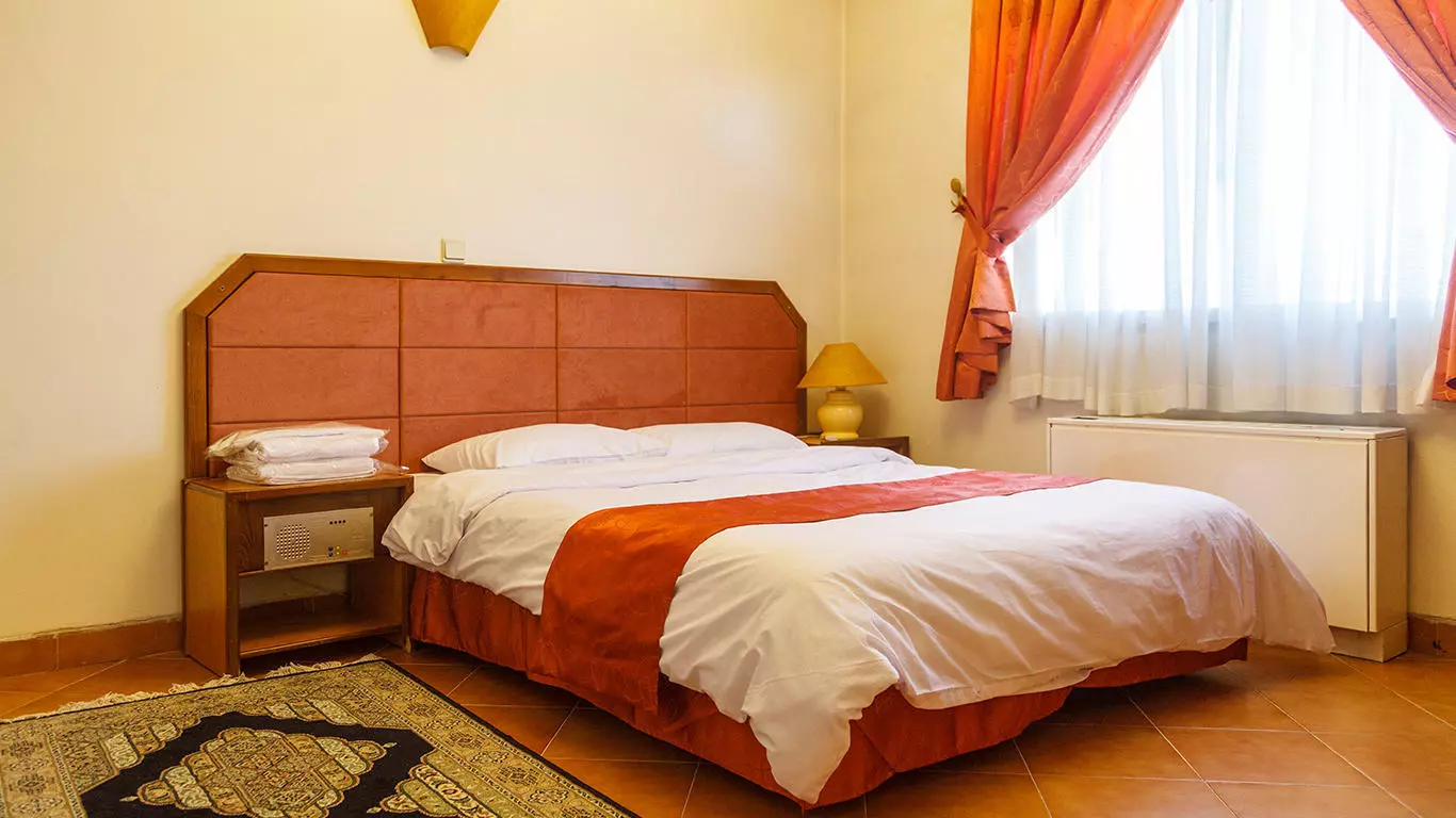 Khanye Sabz Hotel