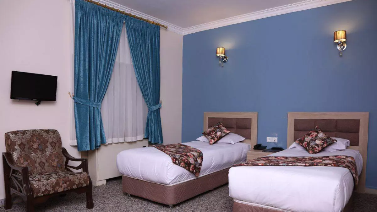 Hally Hotel