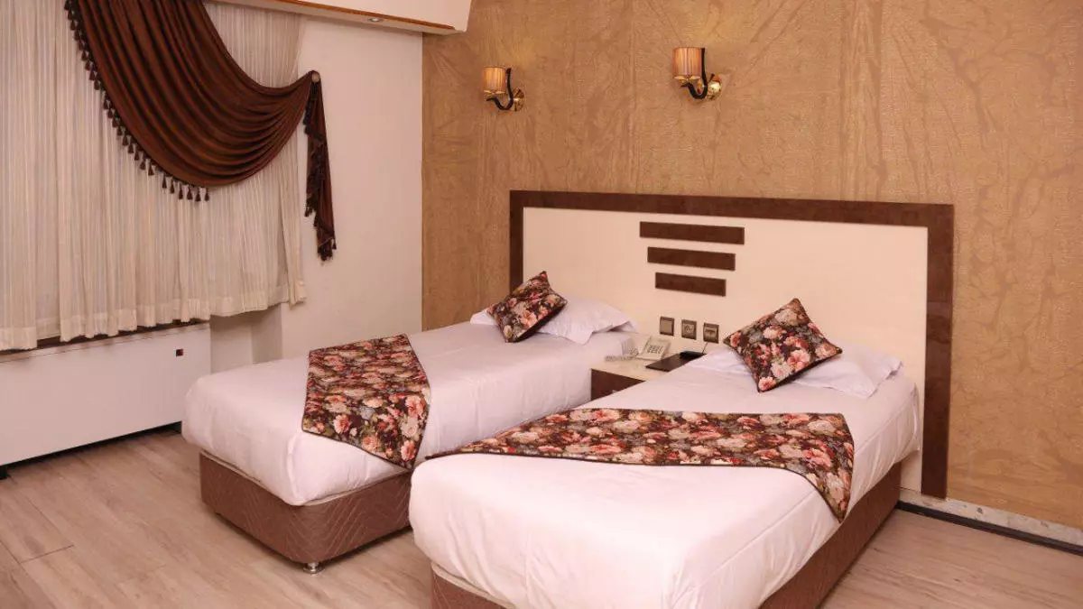 Hally Hotel