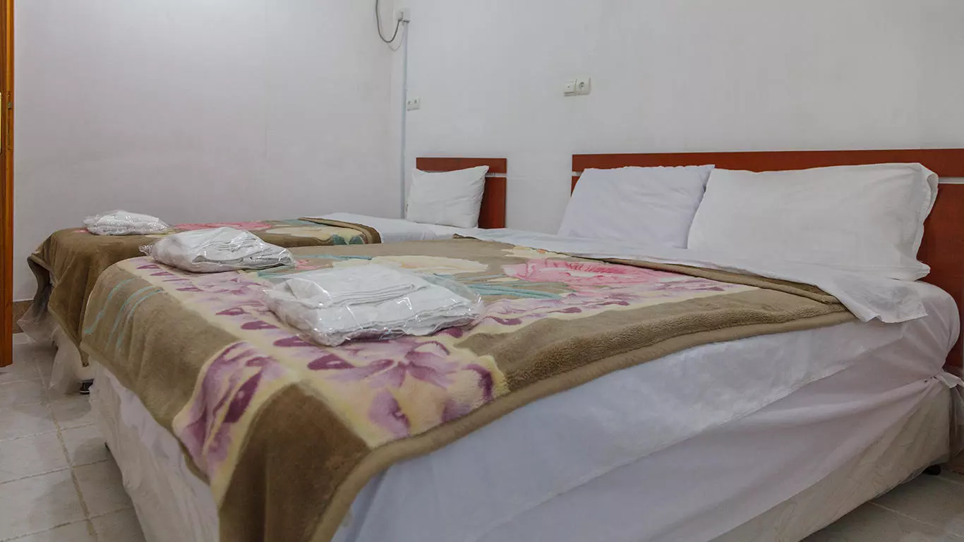 Hotel Shadnaz 1