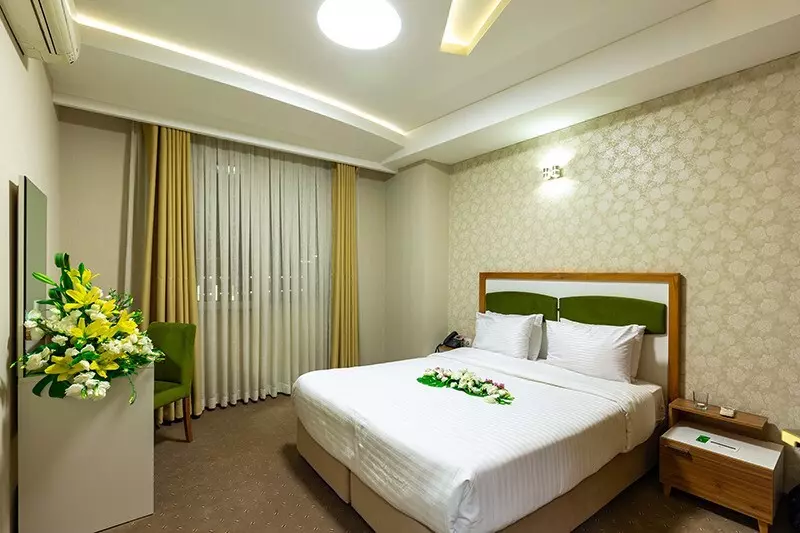 Hayat Shargh Hotel