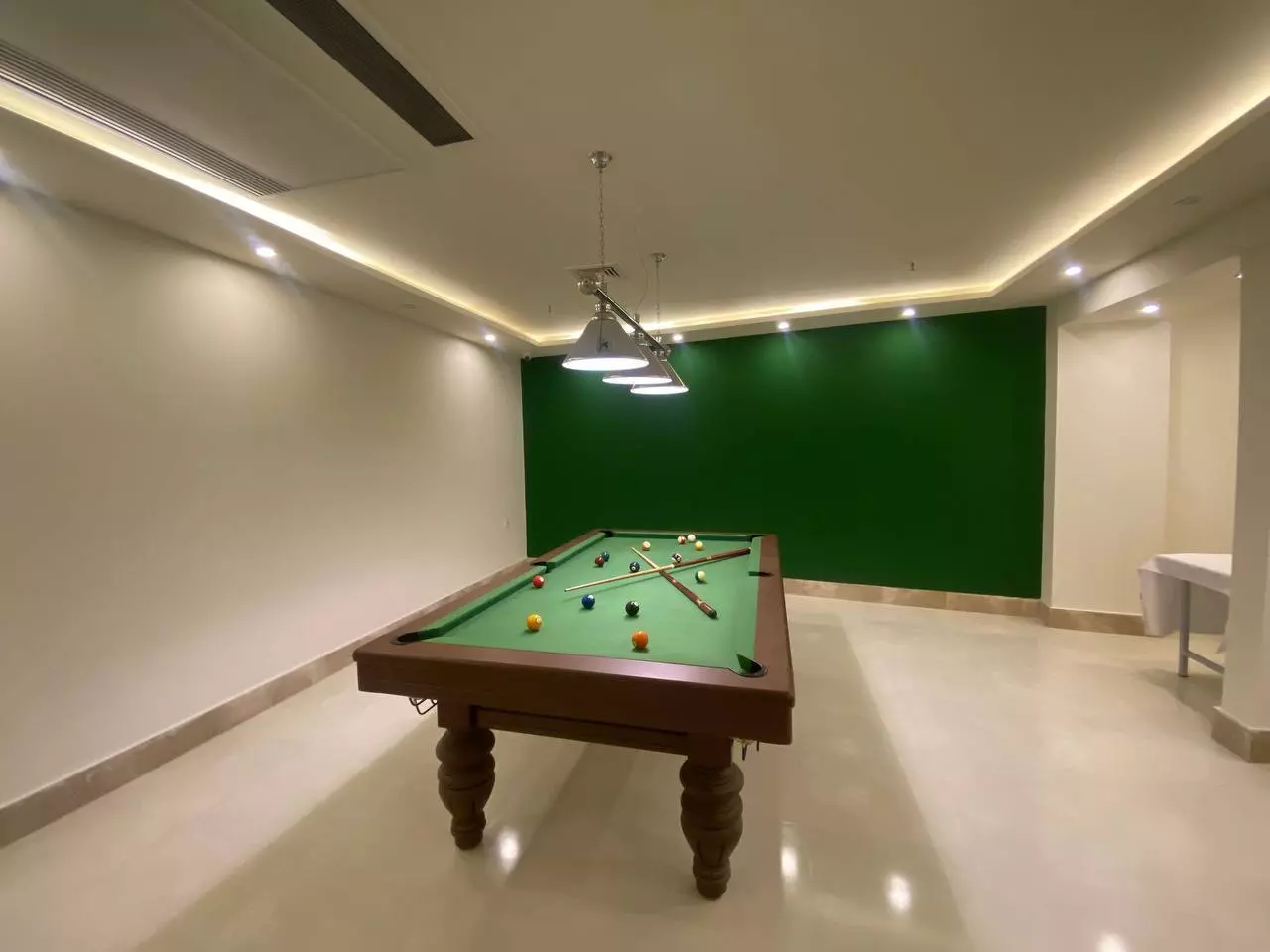Shokooh sharestan Hotel