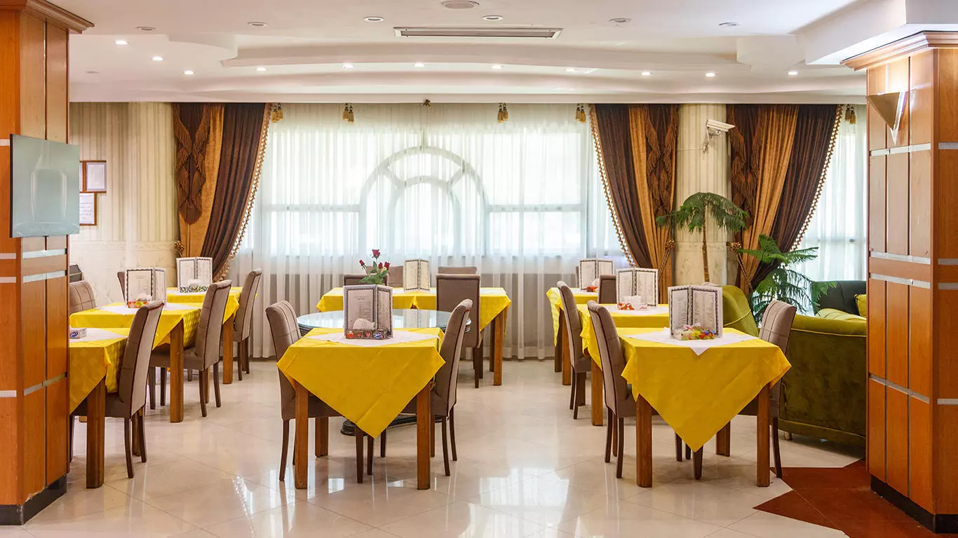 Noor Hotel
