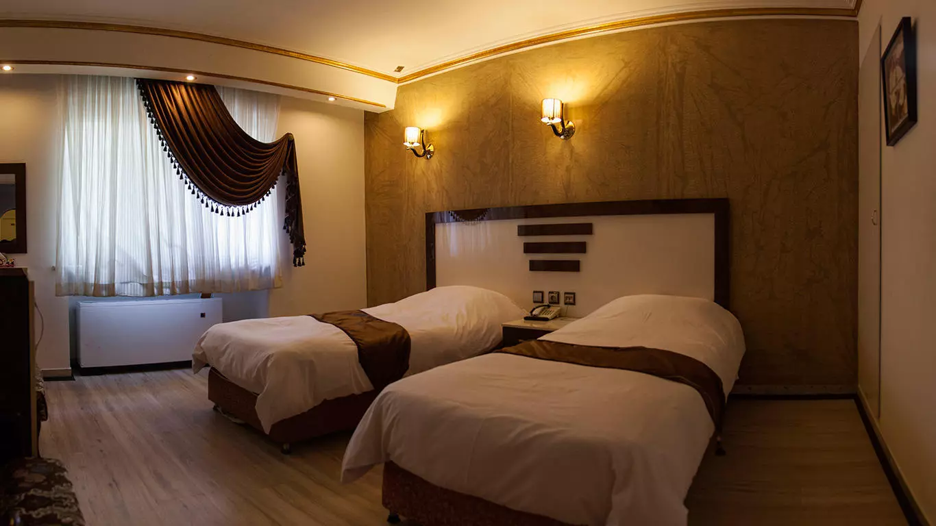 Hally Hotel