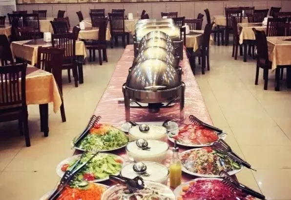 Apadana Hotel