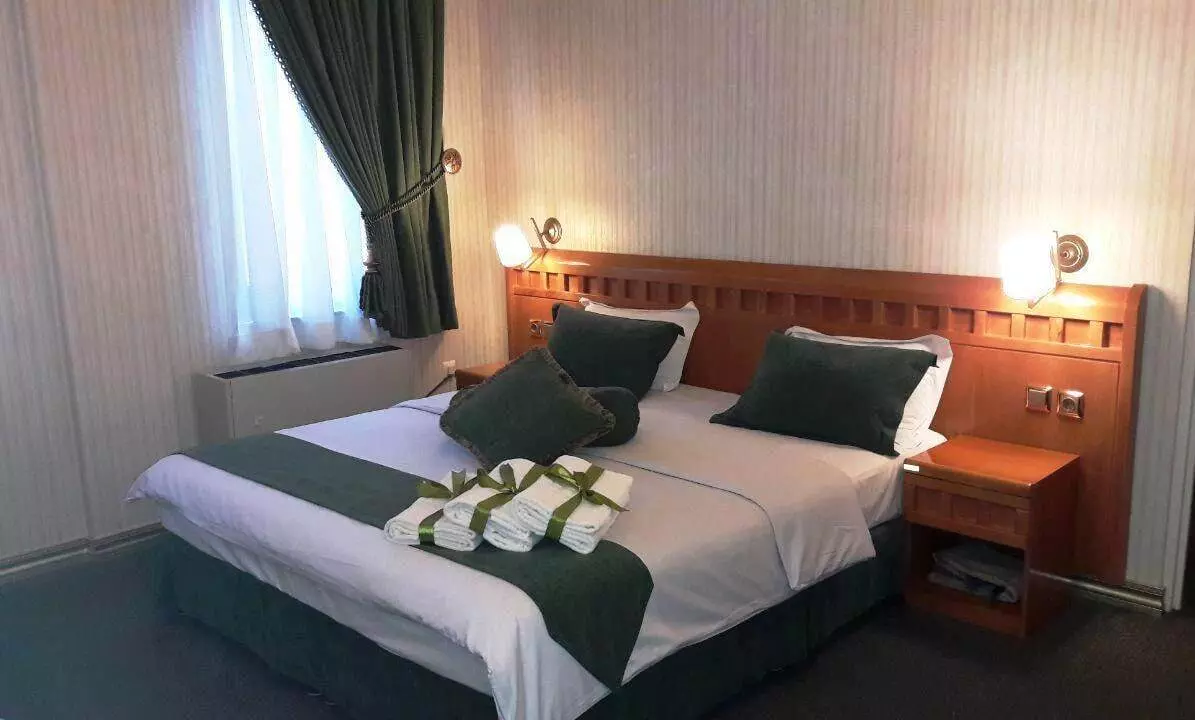 Aban Hotel