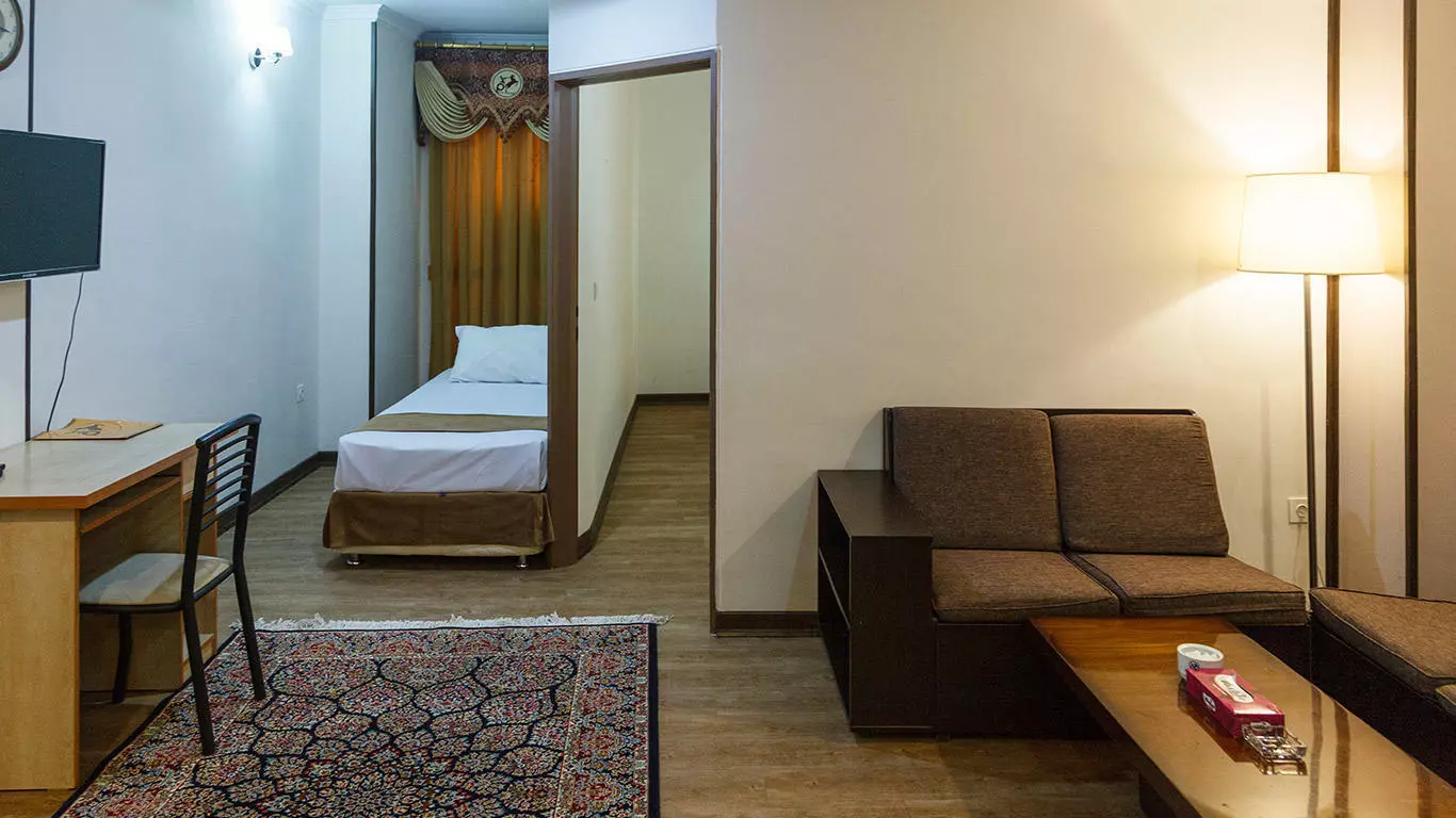 Pars Apartment Hotel
