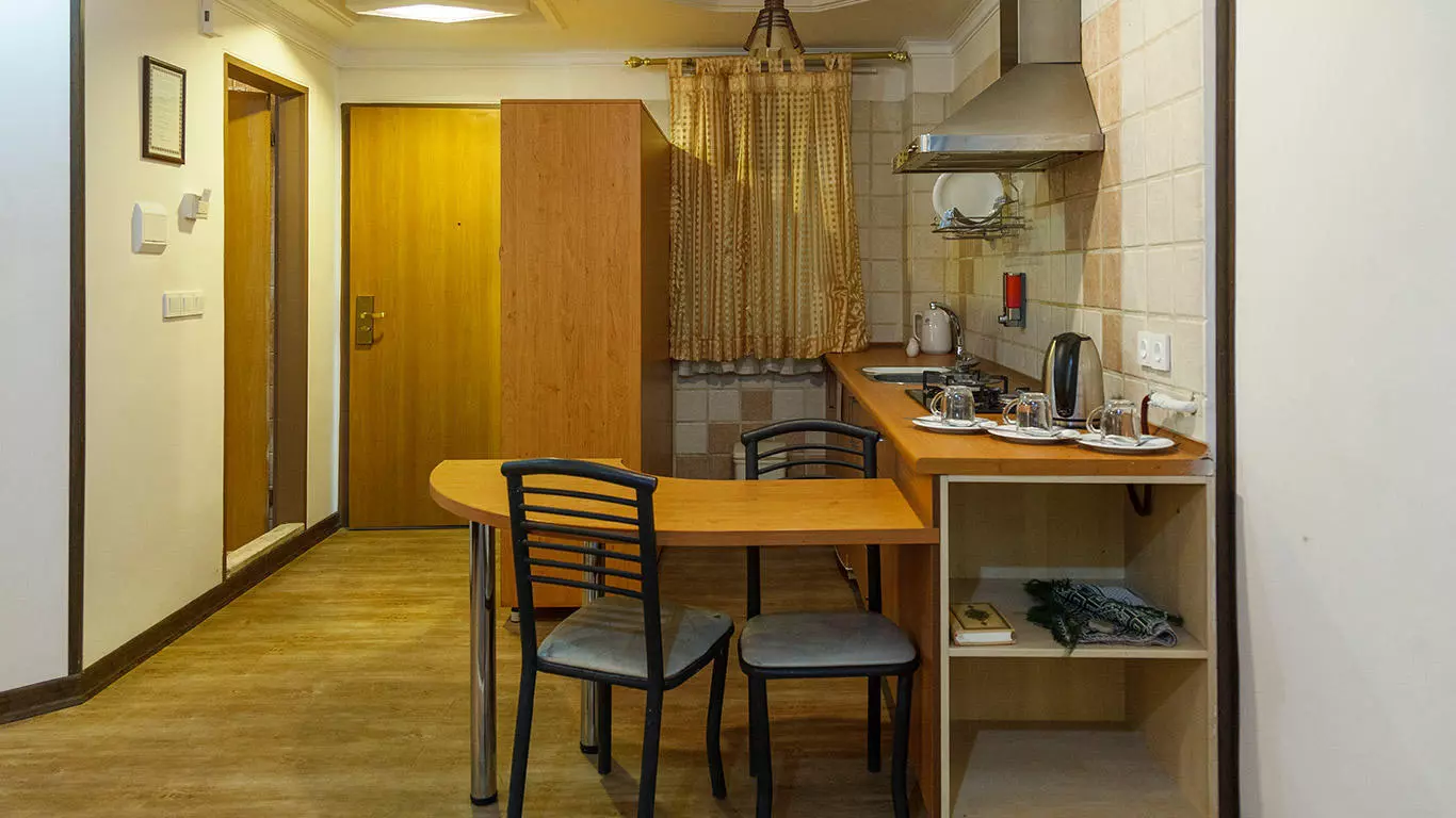 Pars Apartment Hotel