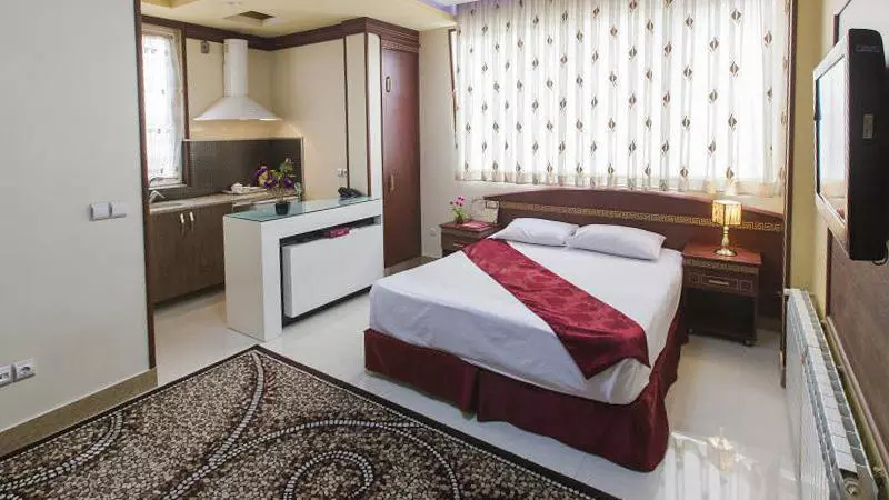 Oleia Hotel