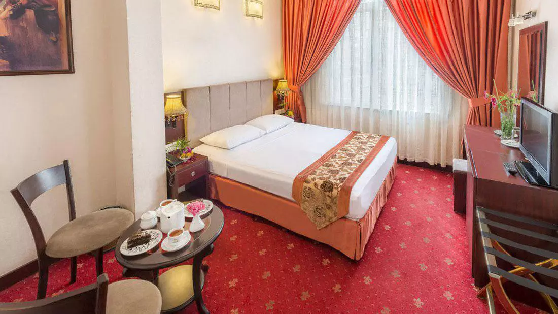 Sahand Hotel