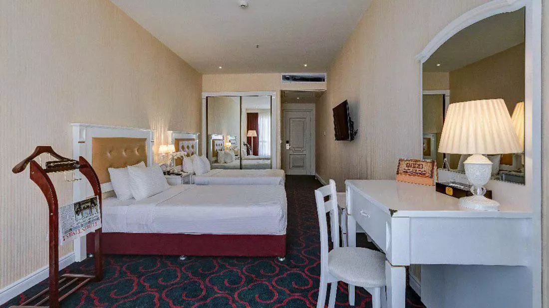 Persian Plaza Hotel