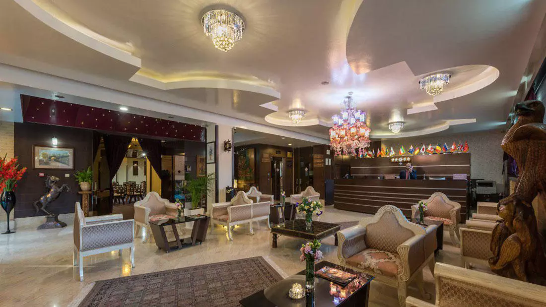 Sheykh Bahaei Hotel