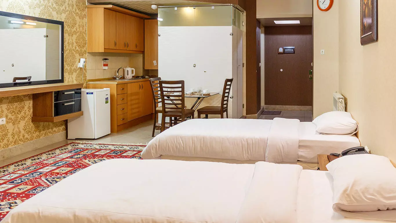 Zendehrod Hotel