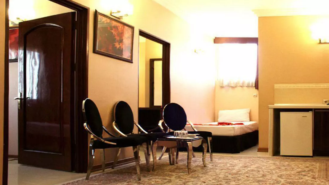 Monji Hotel