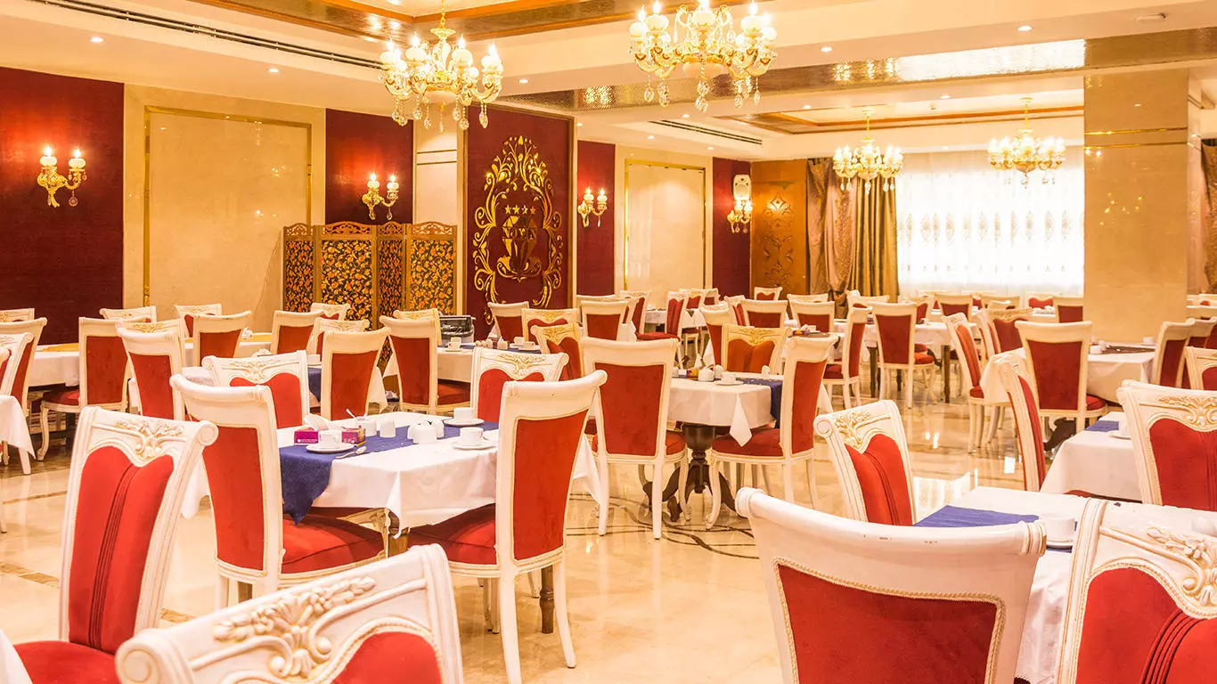 Almas Novin Hotel