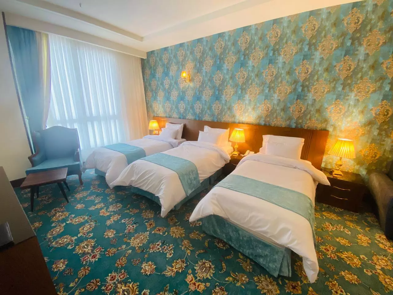 Sharestan Hotel