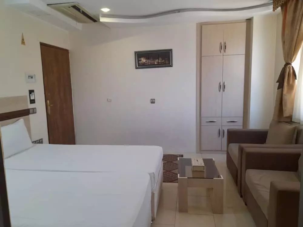 Javadieh Hotel