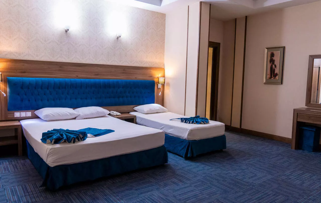Iran Zamin Hotel