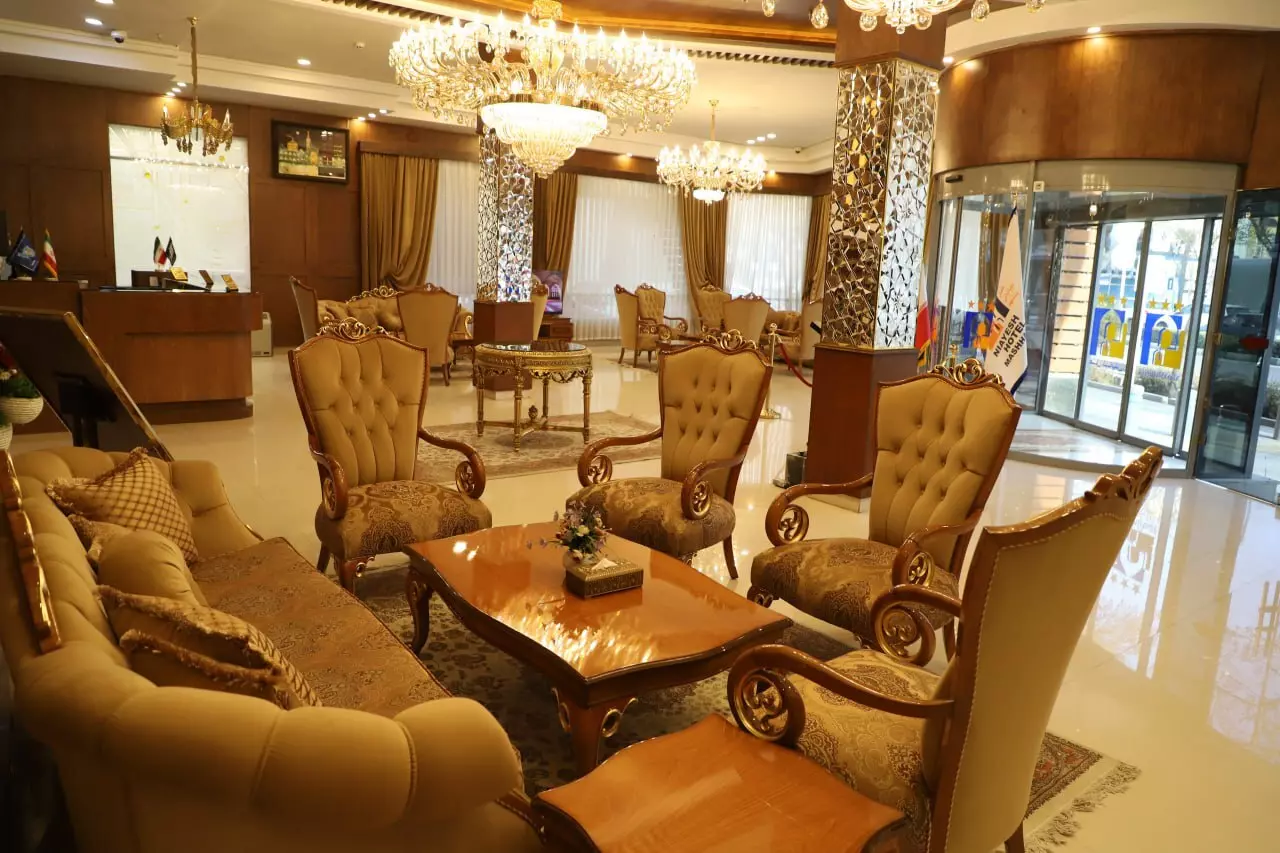 Niayesh Hotel